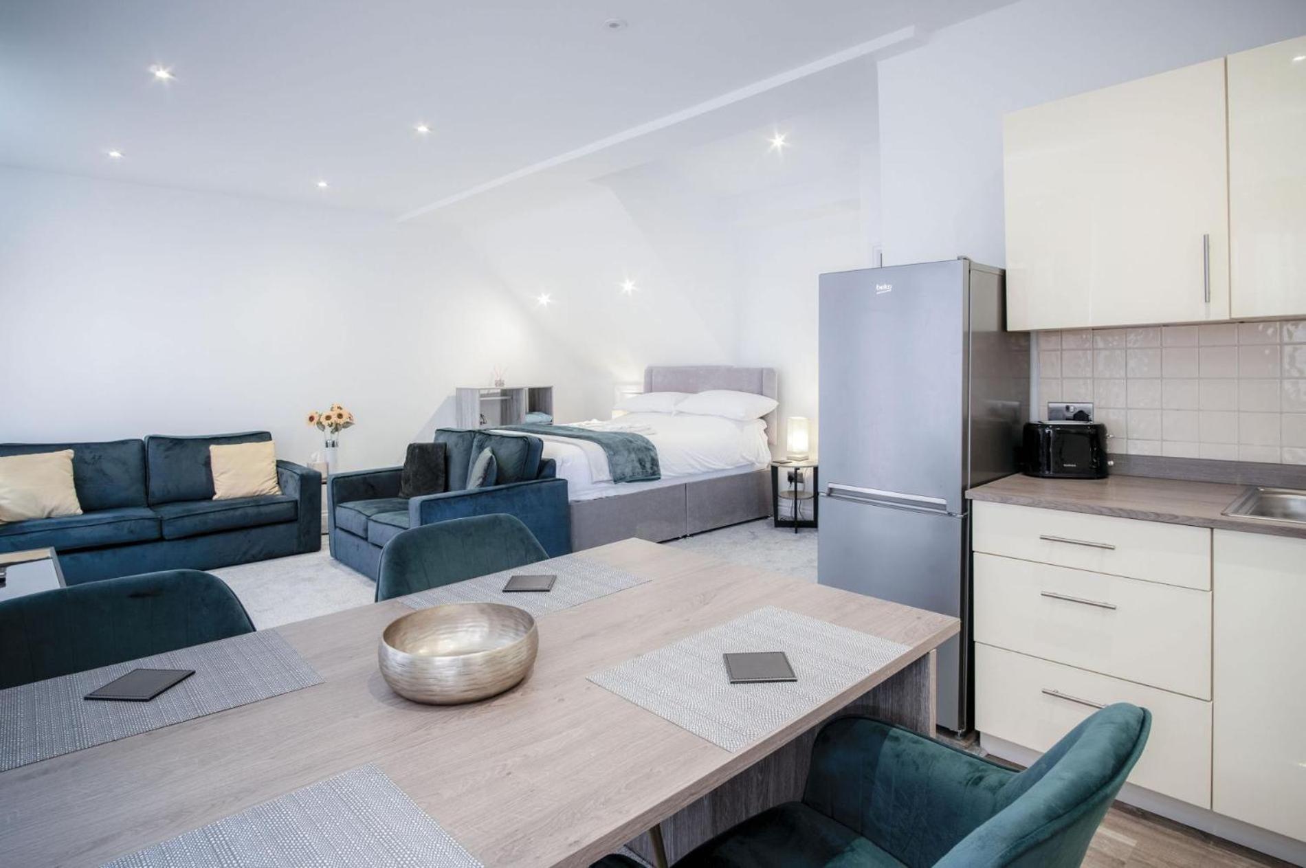 The Penthouse - 1 Bedroom Apartment - Ocean Breeze Port Eynon Exterior foto
