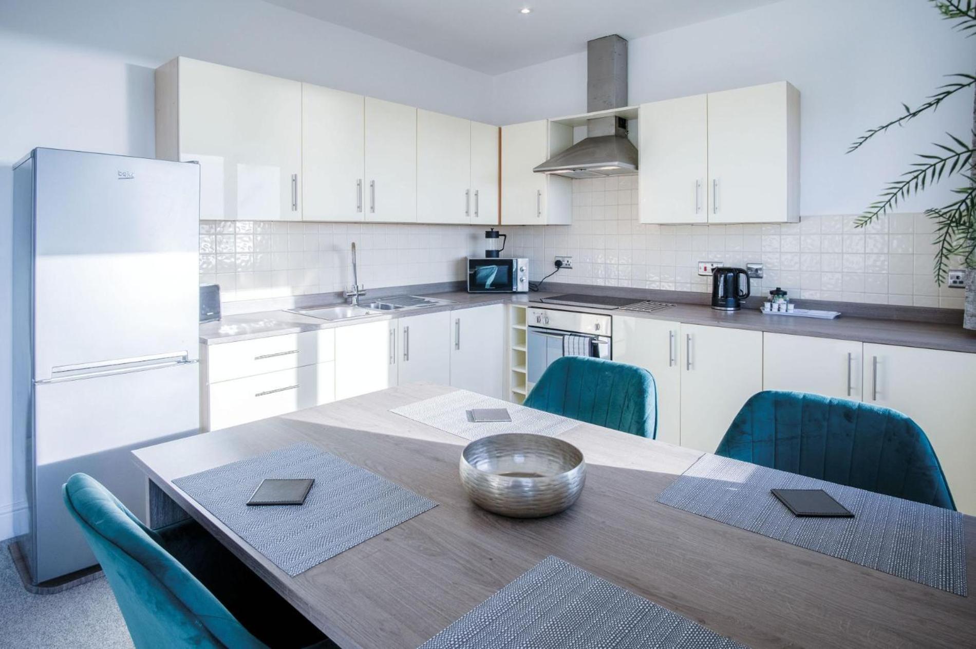 The Penthouse - 1 Bedroom Apartment - Ocean Breeze Port Eynon Exterior foto